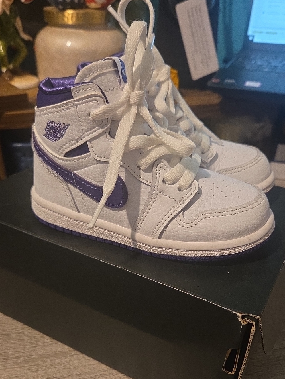 Nike Jordan 1 High OG White and Purple Kids High-Top Sneakers